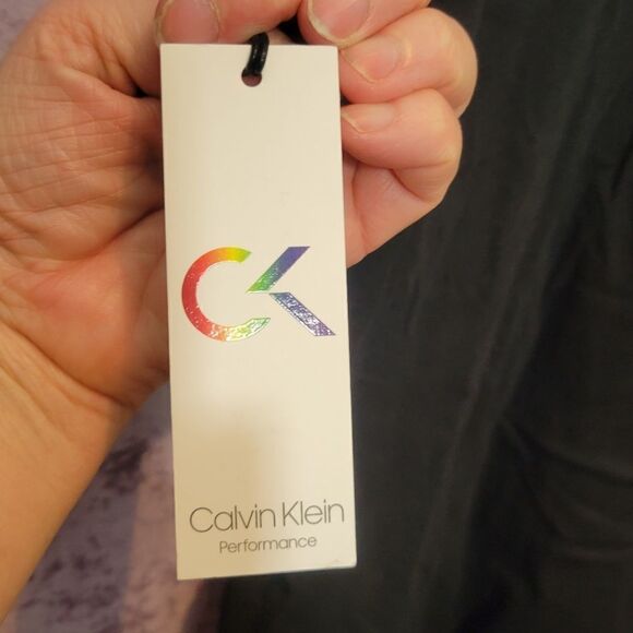 Women's Calvin Klein Tank Top - Picture 7 of 7